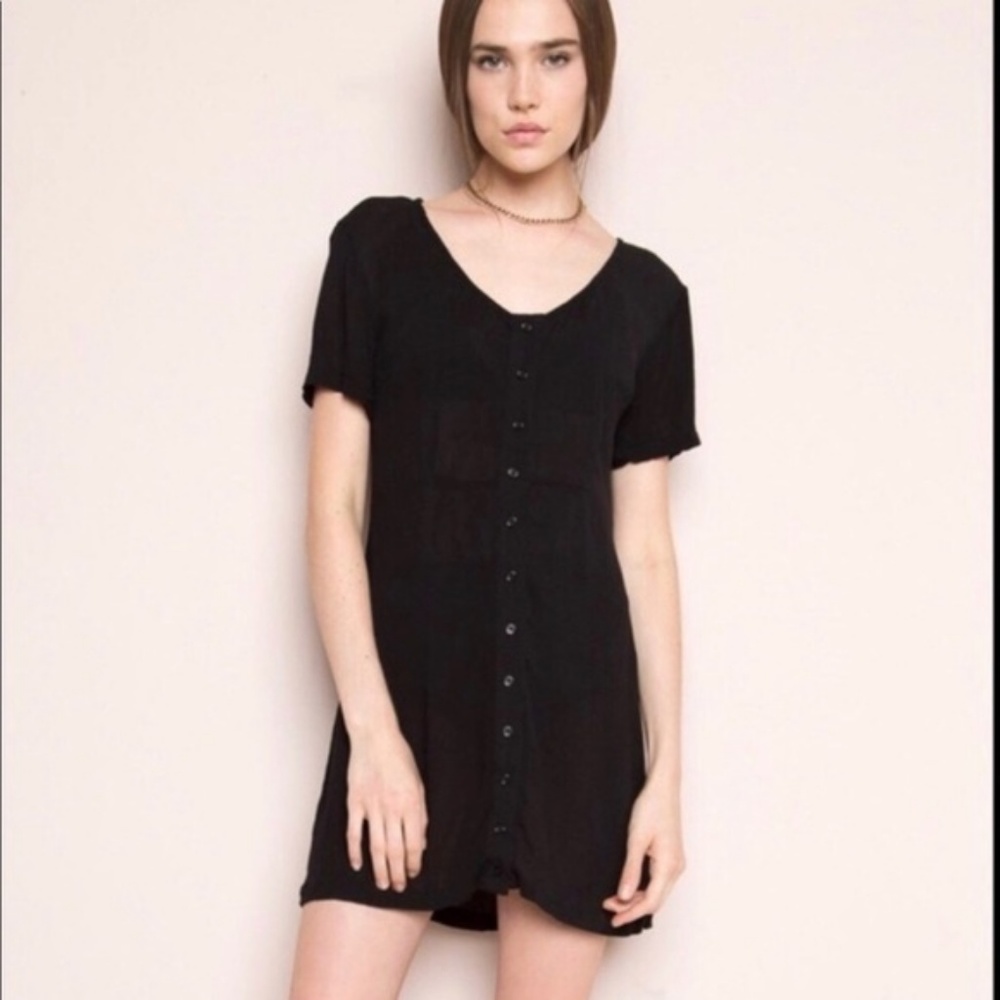 Brandy Melville Flowy Short Sleeve Babydoll Dress